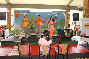 Final de semana tem teatro no parque e diversão para toda a família