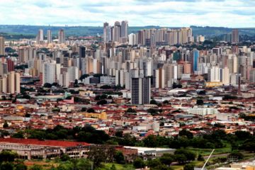 Comércio e shoppings reabrem com regras e horários reduzidos em Ribeirão Preto