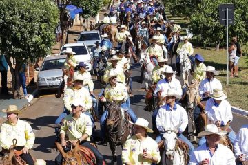 Tradicional Desfile de Cavaleiros anuncia a chegada da 30ª edição da Grande Festa do Peão de Sertãozinho