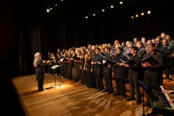 Lançamento de livro e concerto marcam o início da temporada 2025 e as comemorações de 35  anos da Cia. Minaz