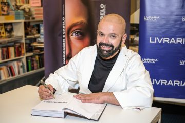 Mineiro Marcello Costa lança livro em Nova York durante a semana de moda internacional