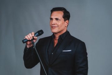 DANIEL BOAVENTURA TRAZ ELEGÂNCIA, GRANDES CLÁSSICOS E SUCESSOS INTERNACIONAIS AO MULTIPLAN HALL