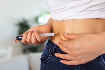 Canetas emagrecedoras ampliam atenção para perda muscular e risco de sarcopenia